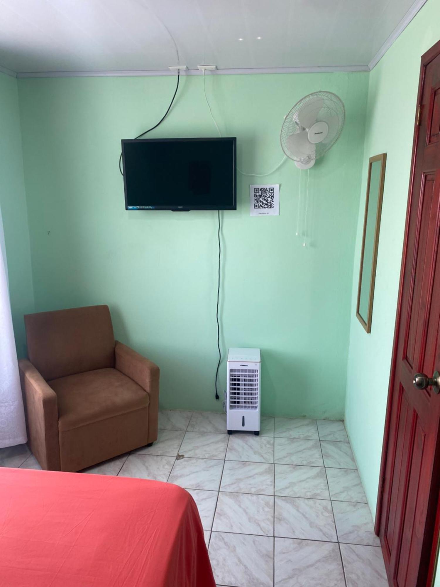 Hostel Casa Marina Puerto Limon Dış mekan fotoğraf
